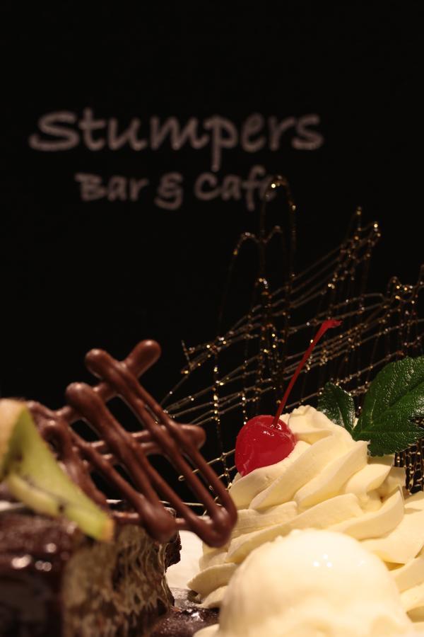 Stumpers Hotel Hokitika Exterior foto